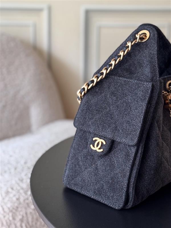 2026131204557541 900